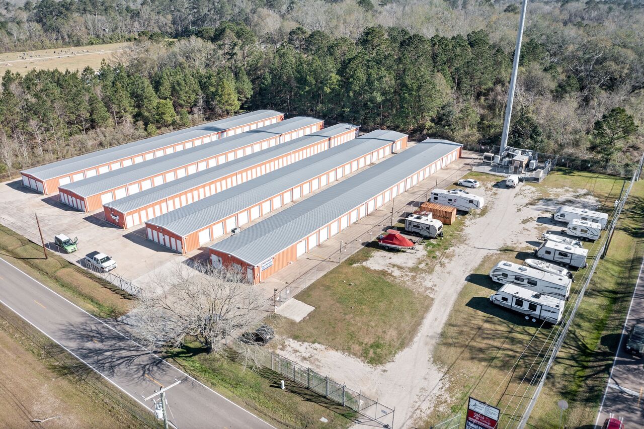 self storage and outdoor parking hammond la