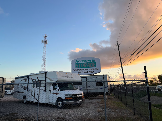 outdoor boat/rv parking houston tx